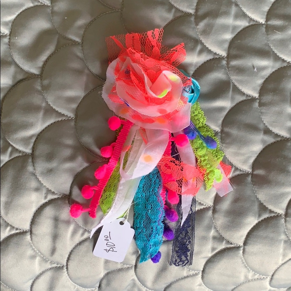 Neon Toddler’s Scrappy Flower Pin